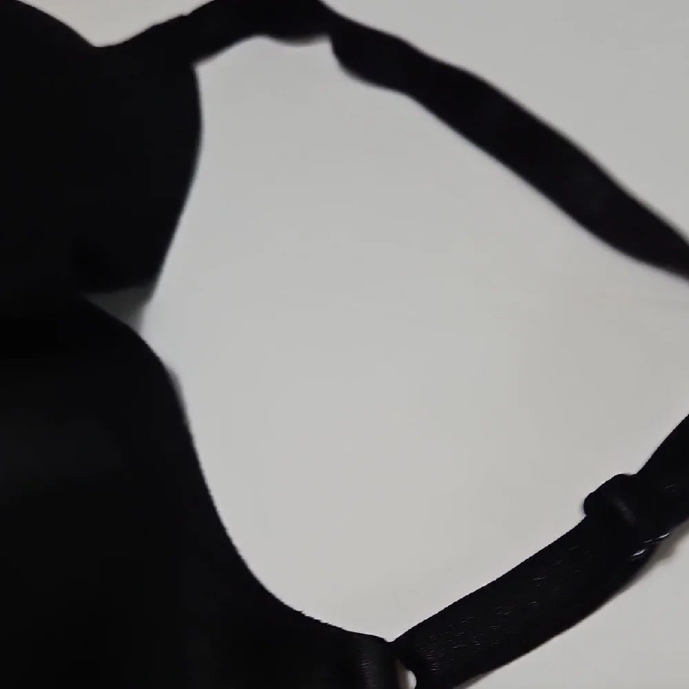 Black Women's Warner's Intimate Wireless Padded Bra Size 36B #1287 - Picture 9 of 9